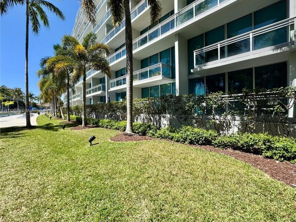 2950 NE 188th St, Unit 149, Aventura, FL 33180