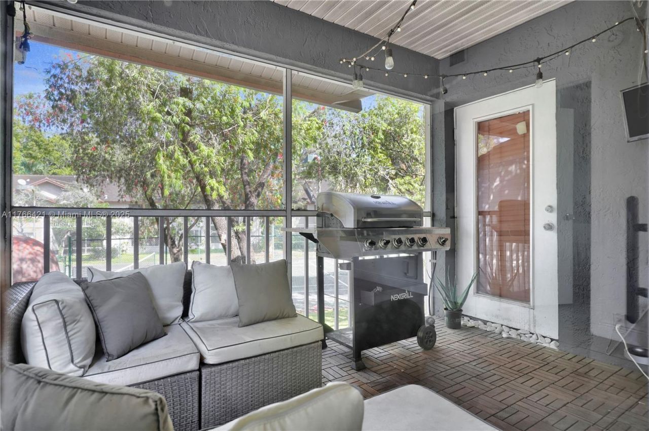 9503 SW 140 Th Ct, Unit 9503, Miami, FL 33186 Photo