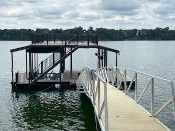 427 Bell Memorial Dr, Estill Springs, TN 37330