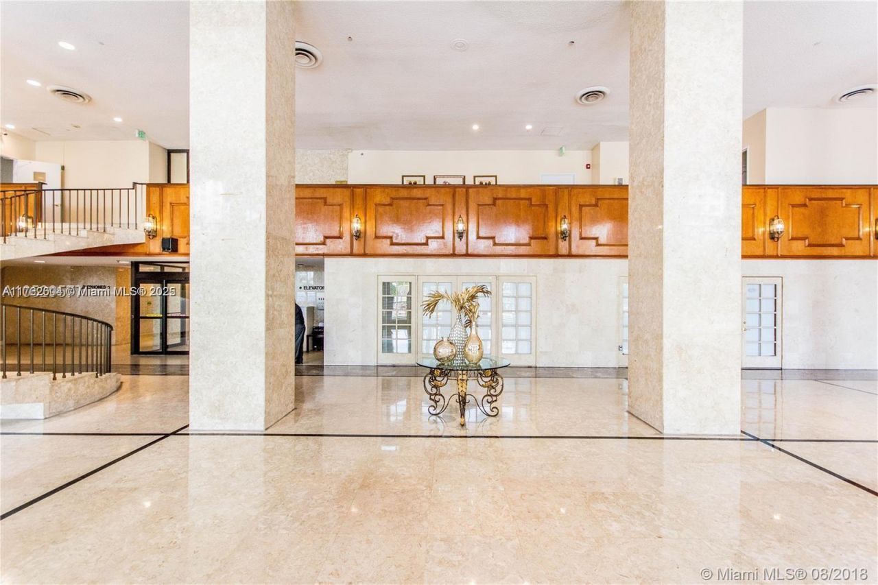 Please Call For Address, Unit 717, Miami Beach, FL 33140 Photo
