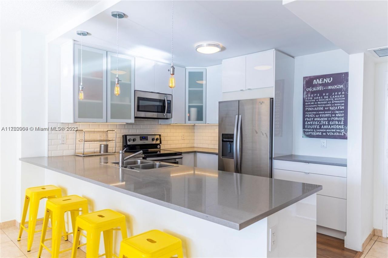 Please Call For Address, Unit 717, Miami Beach, FL 33140 Photo