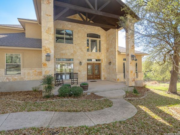 451 Winding View, New Braunfels, TX 78132