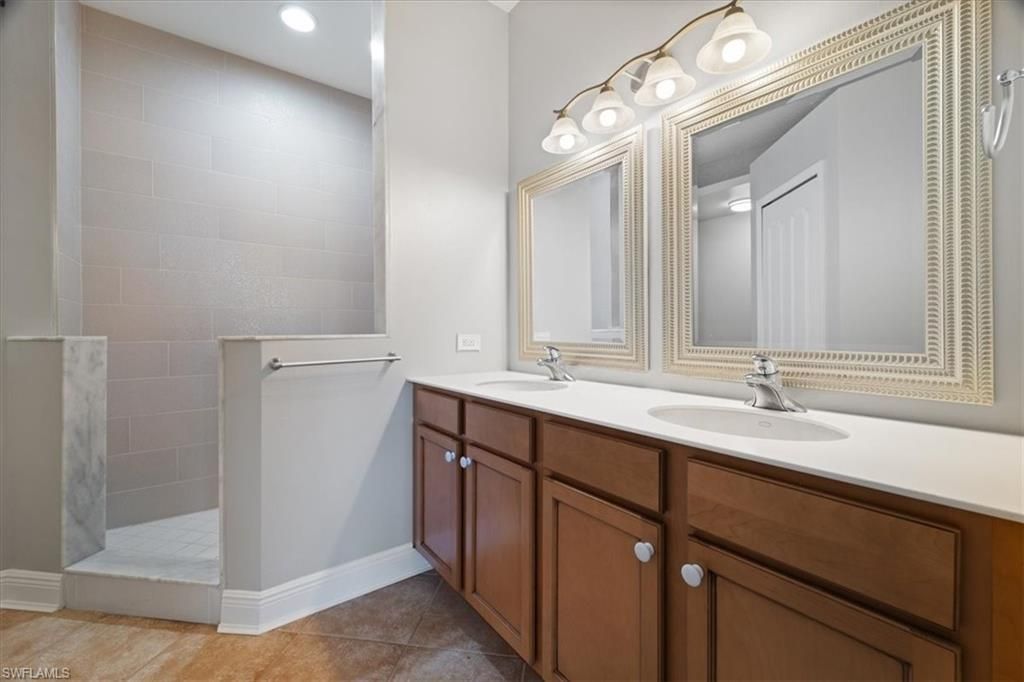 3251 Lee Way Ct, Unit 406, North Fort Myers, FL 33903 Photo