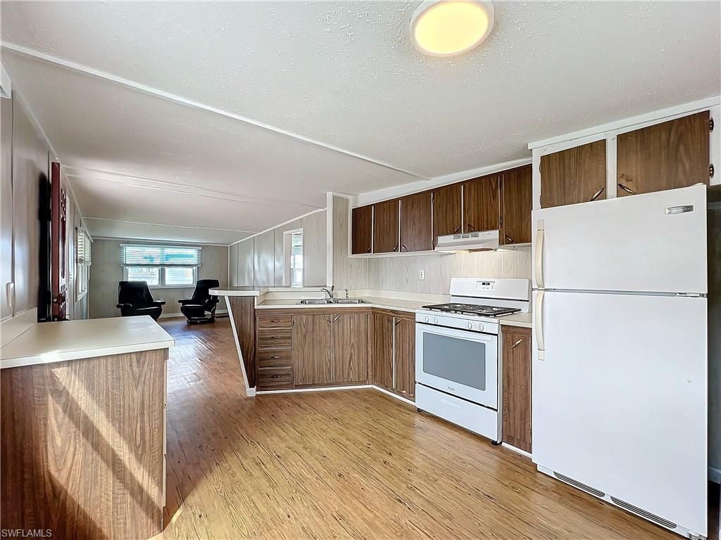 139 Gaslight Ave, North Fort Myers, FL 33917 Photo