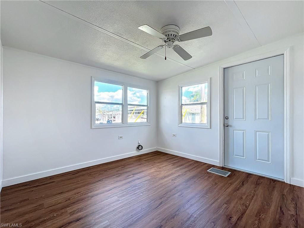 139 Gaslight Ave, North Fort Myers, FL 33917 Photo