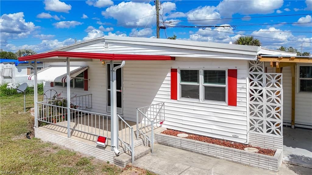 139 Gaslight Ave, North Fort Myers, FL 33917 Photo