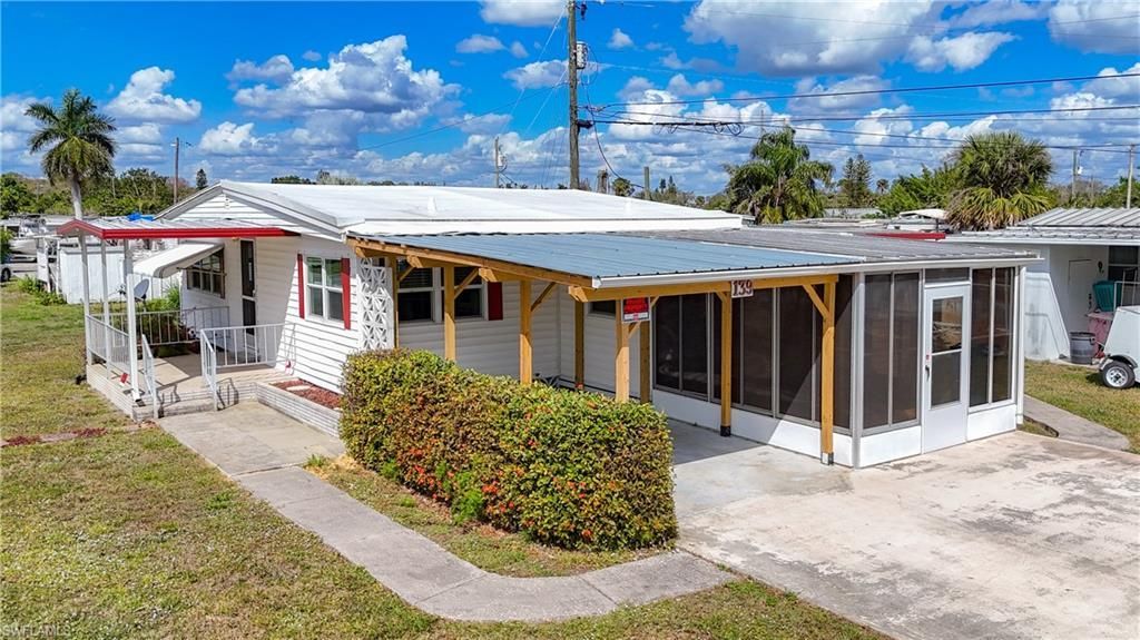 139 Gaslight Ave, North Fort Myers, FL 33917 Photo