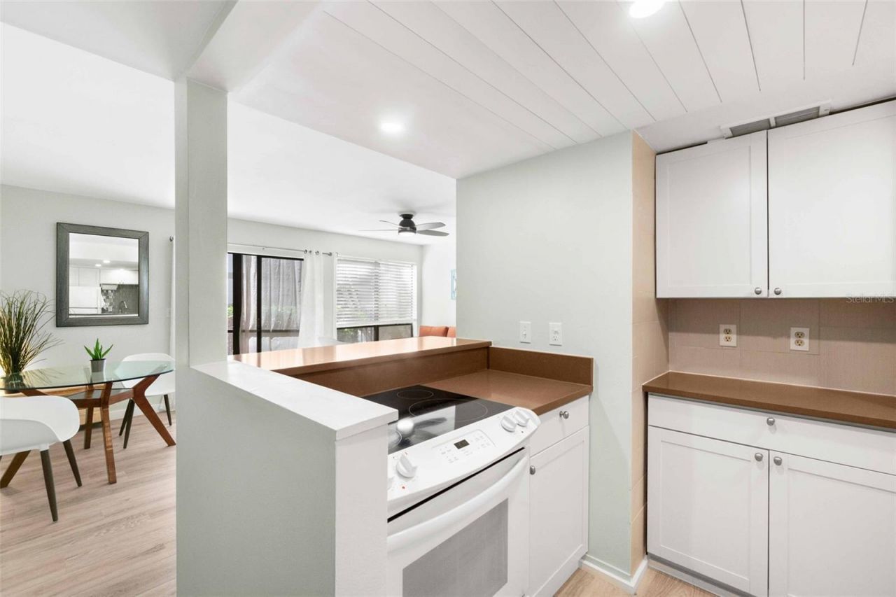 6157 Midnight Pass Road, Unit D31, Sarasota, FL 34242 Photo