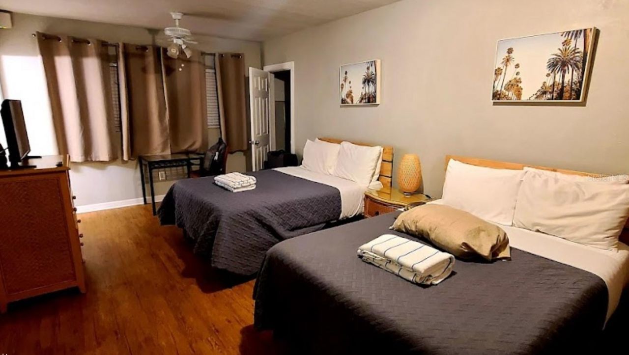 345 Hamden Drive, Clearwater Beach, FL 33767 Photo