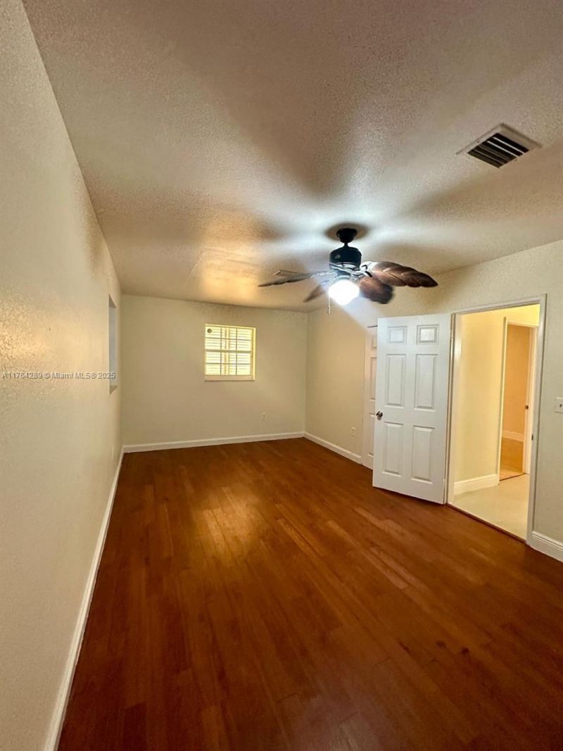 1441 N 72nd Ave, Hollywood, FL 33024 Photo