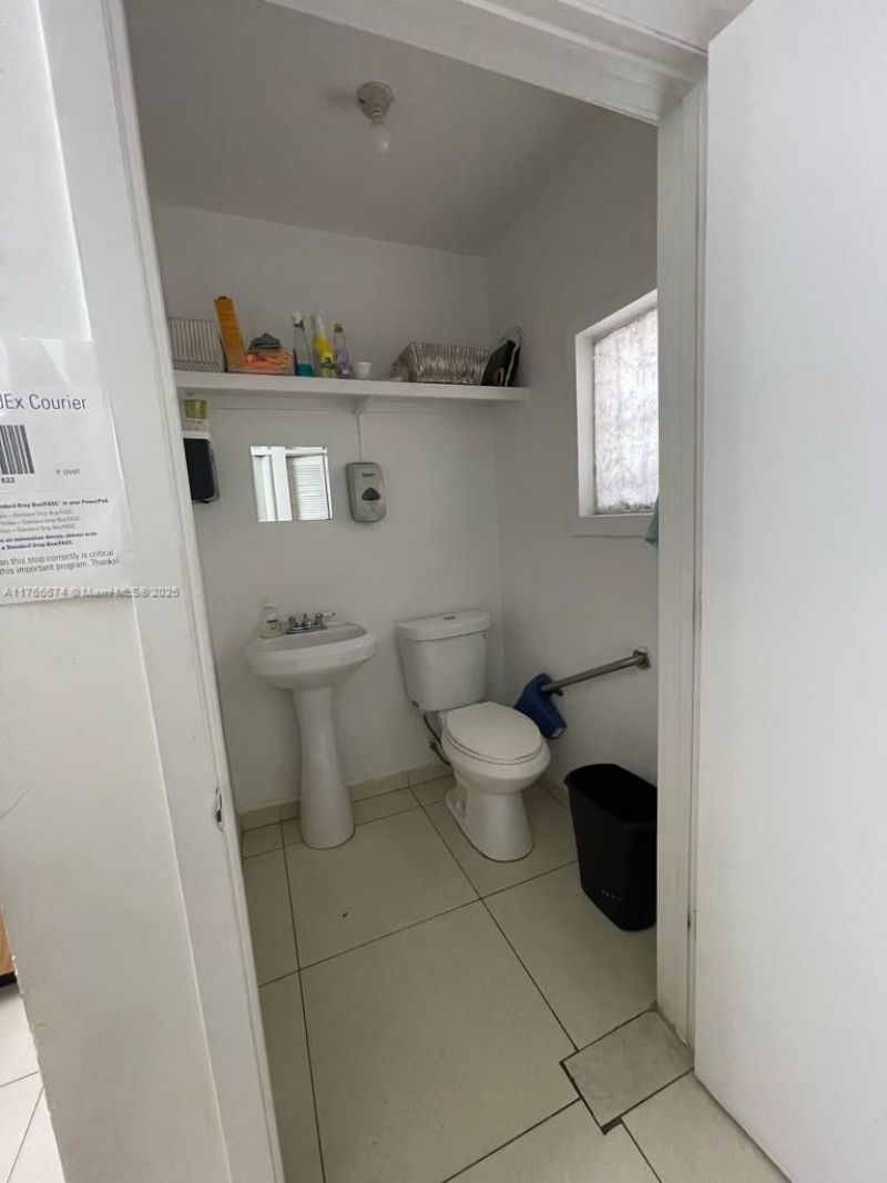 810 NE 125th St, Unit 804, North Miami, FL 33161 Photo