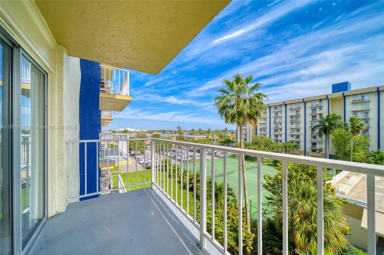801 NW 47th Ave, Unit 515W, Miami, FL 33126 Photo