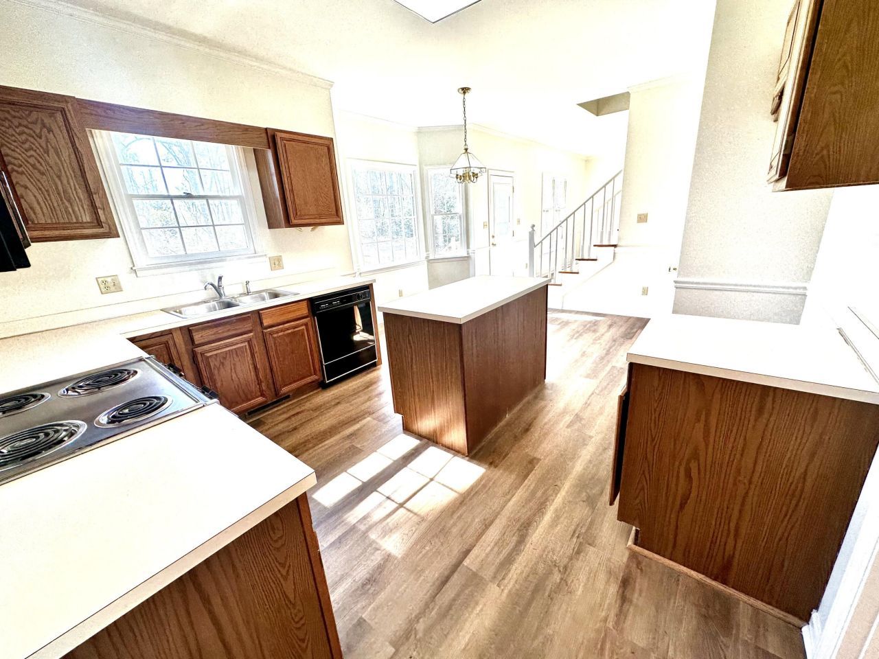 761 Partridge Road Photo 7