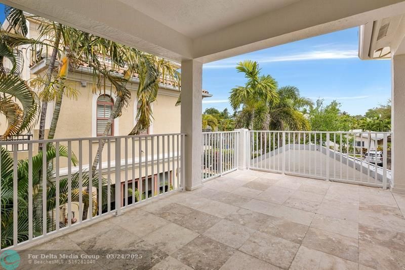 639 NE 17th Way, Fort Lauderdale, FL 33304 Photo