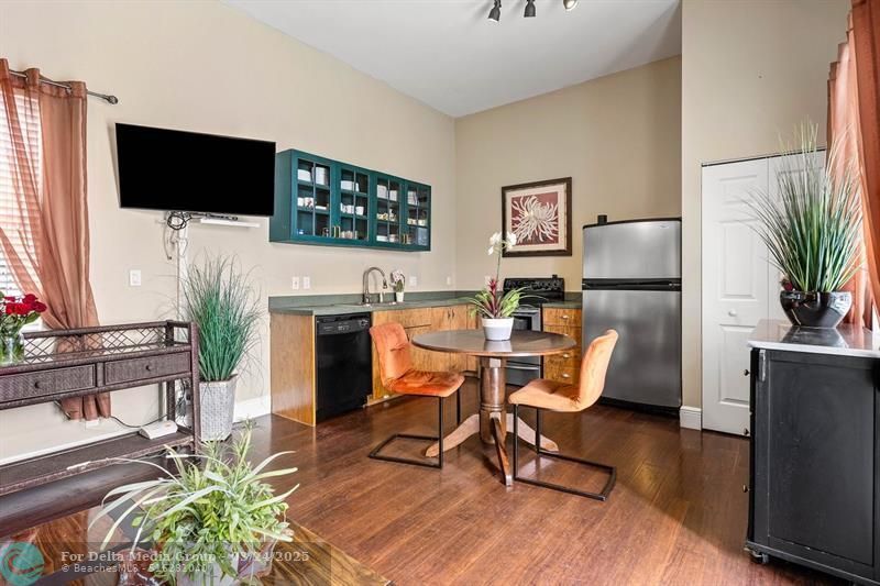 639 NE 17th Way, Fort Lauderdale, FL 33304 Photo