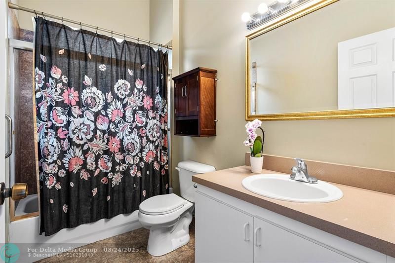 639 NE 17th Way, Fort Lauderdale, FL 33304 Photo