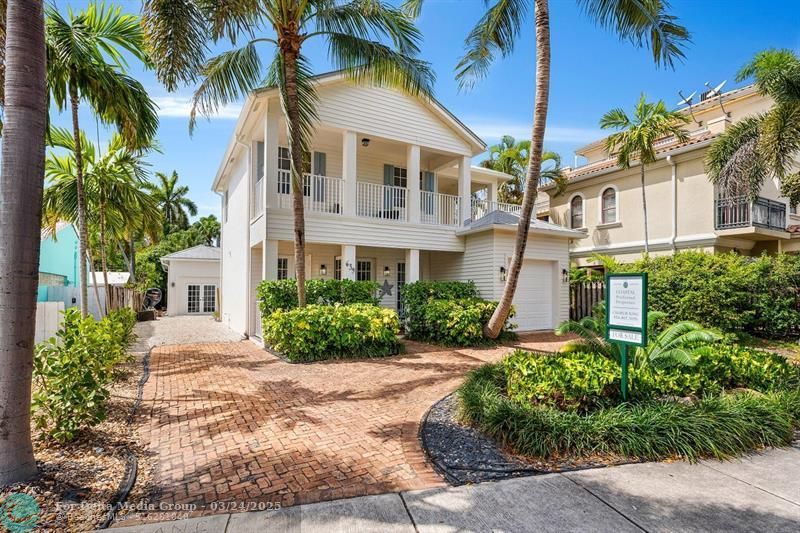 639 NE 17th Way, Fort Lauderdale, FL 33304 Photo