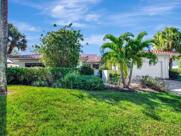 65 Bristol Drive, Boynton Beach, FL 33436
