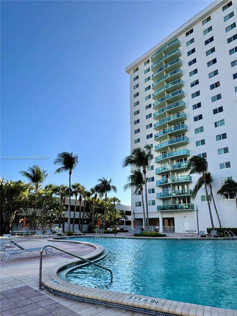 19380 Collins Ave, Unit 410, Sunny Isles Beach, FL 33160 Photo