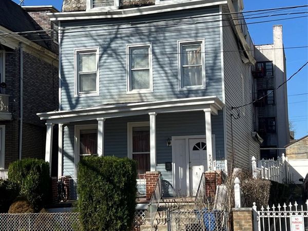 16 N 9th Avenue, Mount Vernon, NY 10550