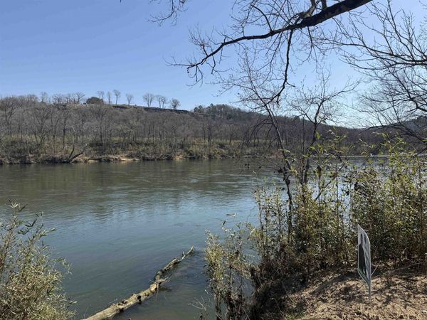 929 McPhearson Terrace, Calico Rock, AR 72519