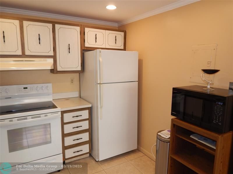 393 Capri I, Unit 393, Delray Beach, FL 33484 Photo