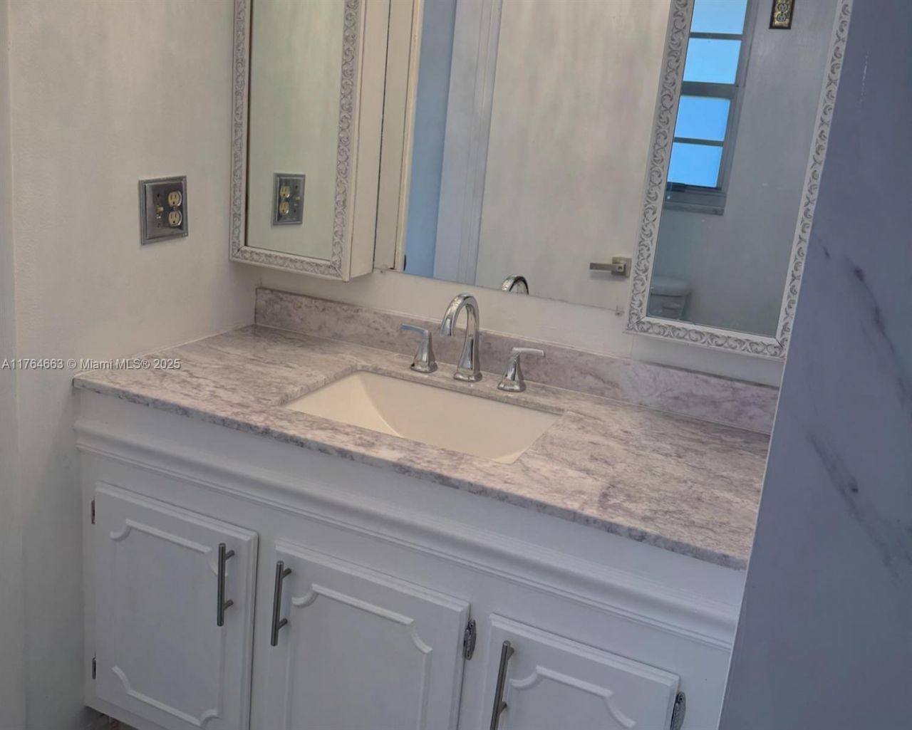 3836 Via Poinciana, Unit 604, Lake Worth, FL 33467 Photo