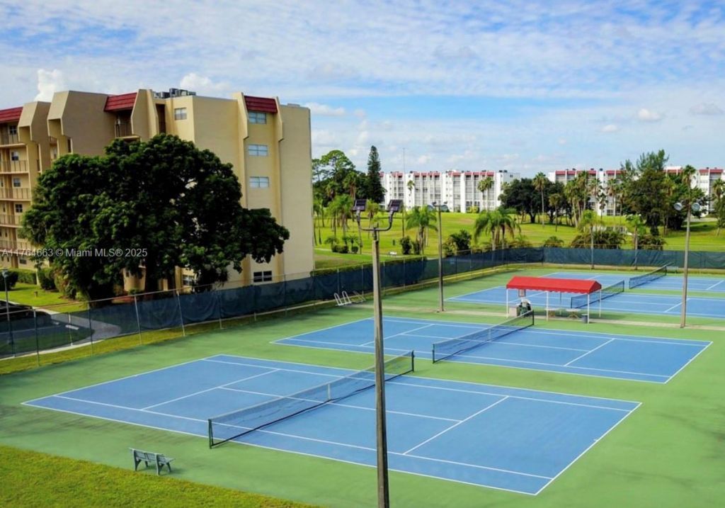 3836 Via Poinciana, Unit 604, Lake Worth, FL 33467 Photo