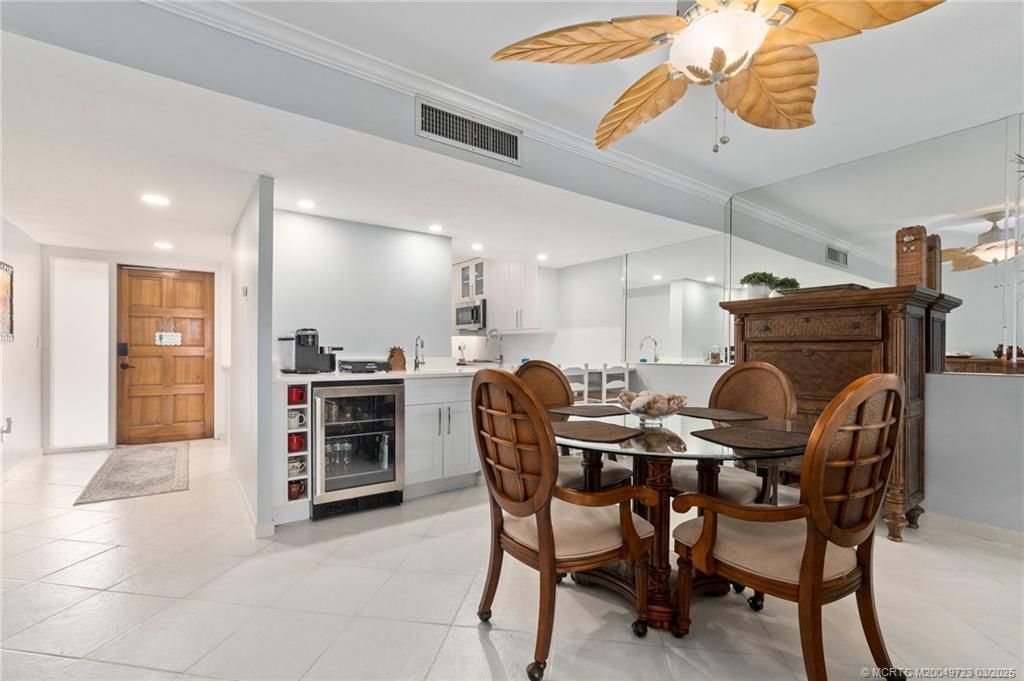 1555 NE Ocean Boulevard, Unit 302, Stuart, FL 34996 Photo