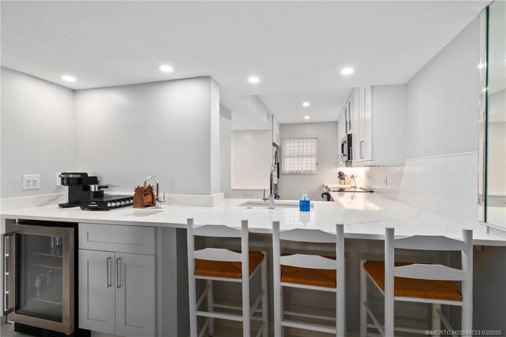 1555 NE Ocean Boulevard, Unit 302, Stuart, FL 34996 Photo