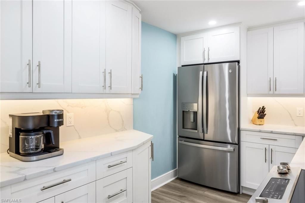 4005 Gulf Shore Blvd N, Unit 404, Naples, FL 34103 Photo