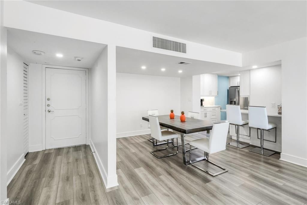 4005 Gulf Shore Blvd N, Unit 404, Naples, FL 34103 Photo