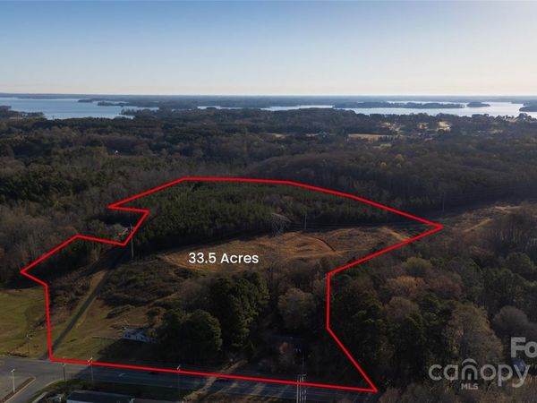 274/294 N Pilot Knob Road N, Denver, NC 28037