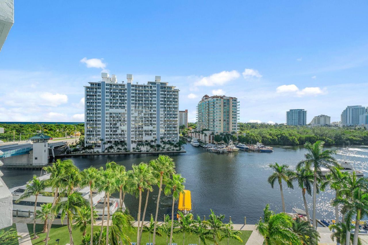 2670 E Sunrise Boulevard, Unit 718, Fort Lauderdale, FL 33304 Photo