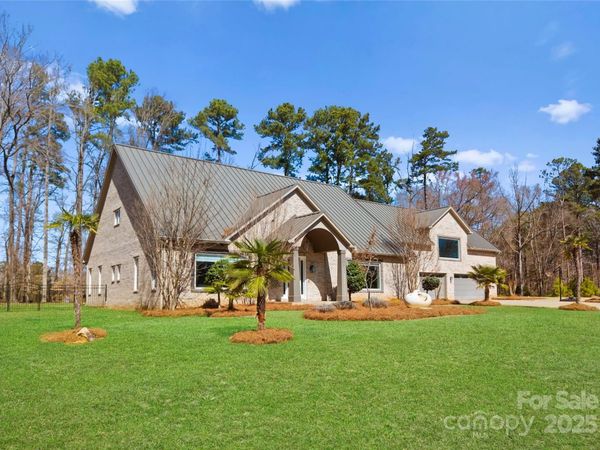 16455 Harbor View Road, Charlotte, NC 28278
