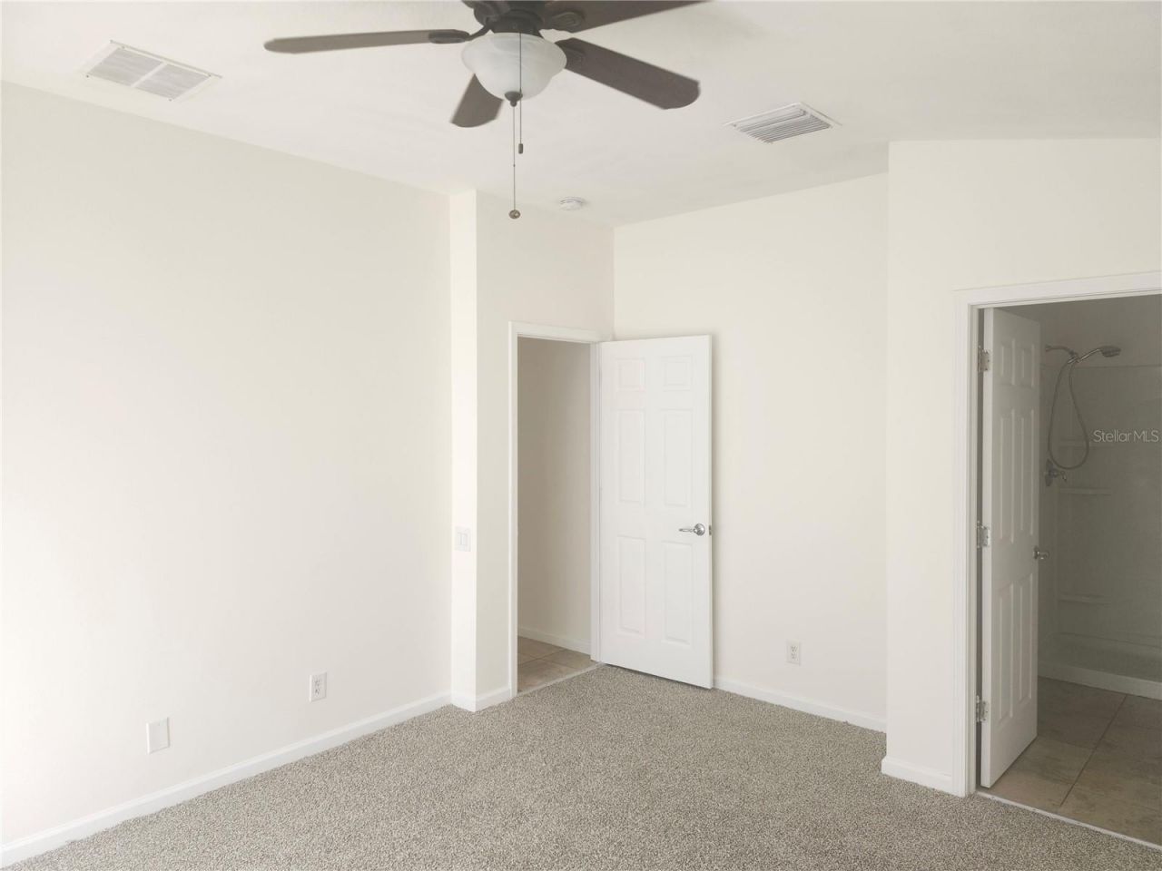 14656 Wake Robin Drive, Brooksville, FL 34604 Photo