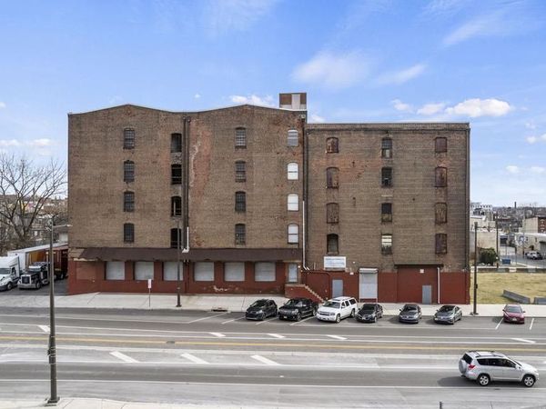 2401 39 N AMERICAN STREET, PHILADELPHIA, PA 19133