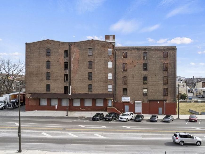 2401 39 N American Street, Philadelphia, PA 19133 Main Photo