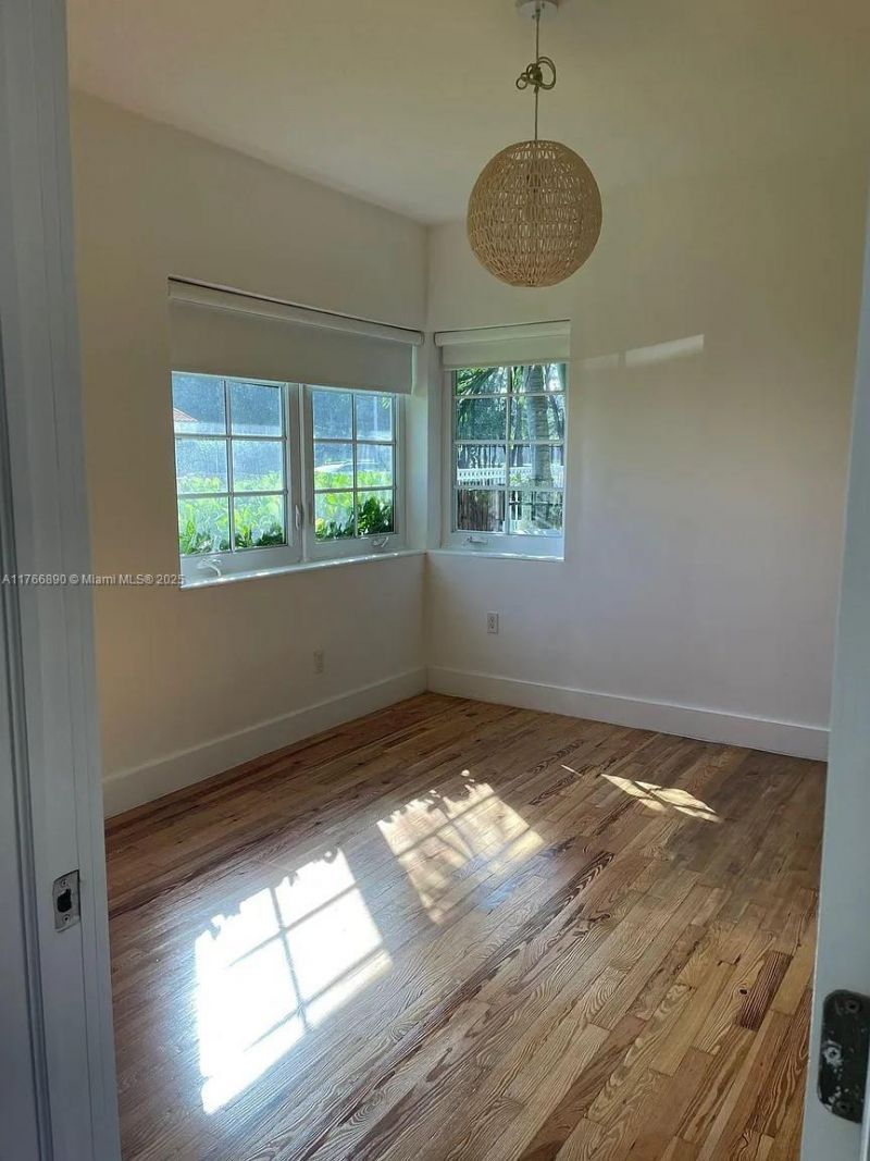 727 14th Pl, Unit 1, Miami Beach, FL 33139 Photo