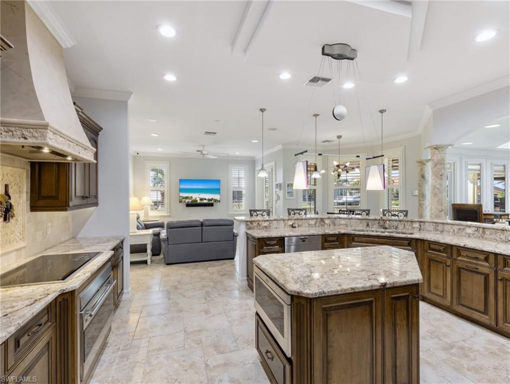 798 Cypress Lake Cir, Fort Myers, FL 33919 Photo