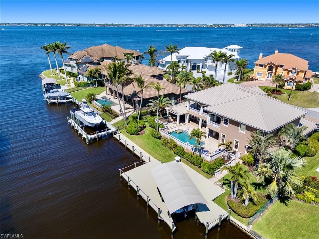 798 Cypress Lake Cir, Fort Myers, FL 33919 Photo