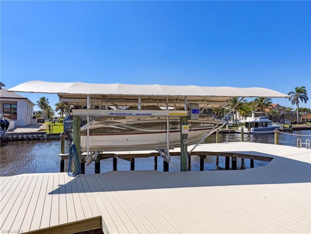 798 Cypress Lake Cir, Fort Myers, FL 33919 Photo
