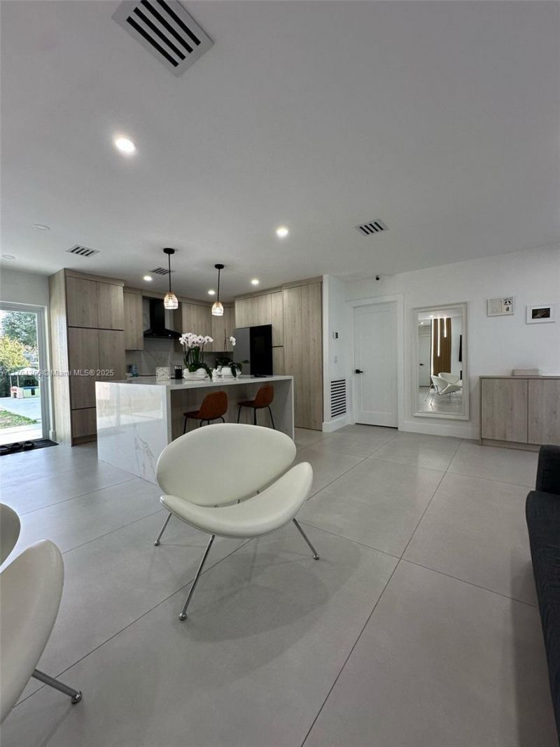 8320 Taft St, Pembroke Pines, FL 33024 Photo