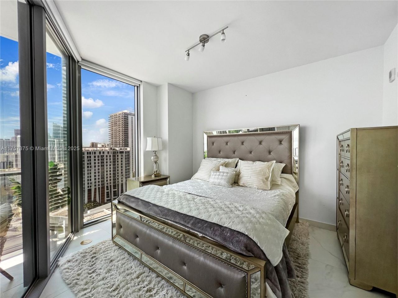 2900 NE 7th Ave, Unit 2008, Miami, FL 33137 Photo