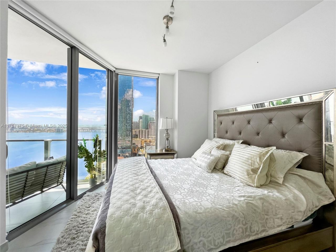 2900 NE 7th Ave, Unit 2008, Miami, FL 33137 Photo