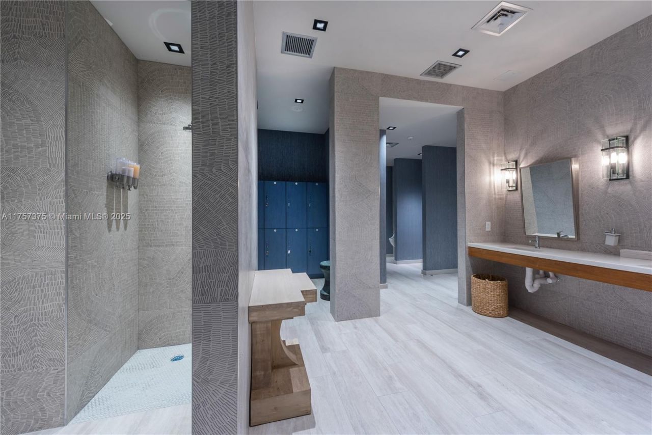 2900 NE 7th Ave, Unit 2008, Miami, FL 33137 Photo