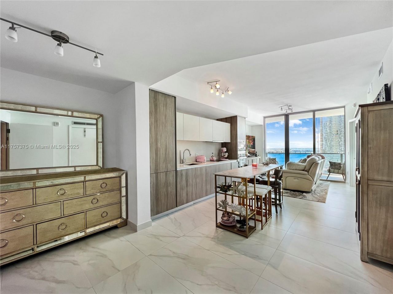 2900 NE 7th Ave, Unit 2008, Miami, FL 33137 Photo