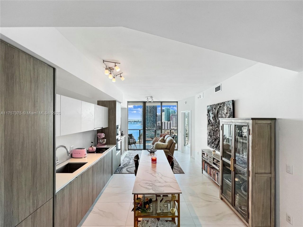 2900 NE 7th Ave, Unit 2008, Miami, FL 33137 Photo