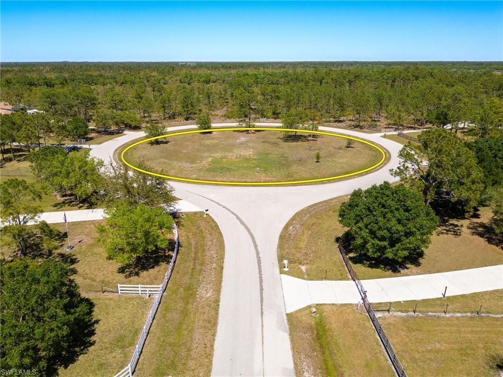 18999 River Estates Ln, Alva, FL 33920 Photo