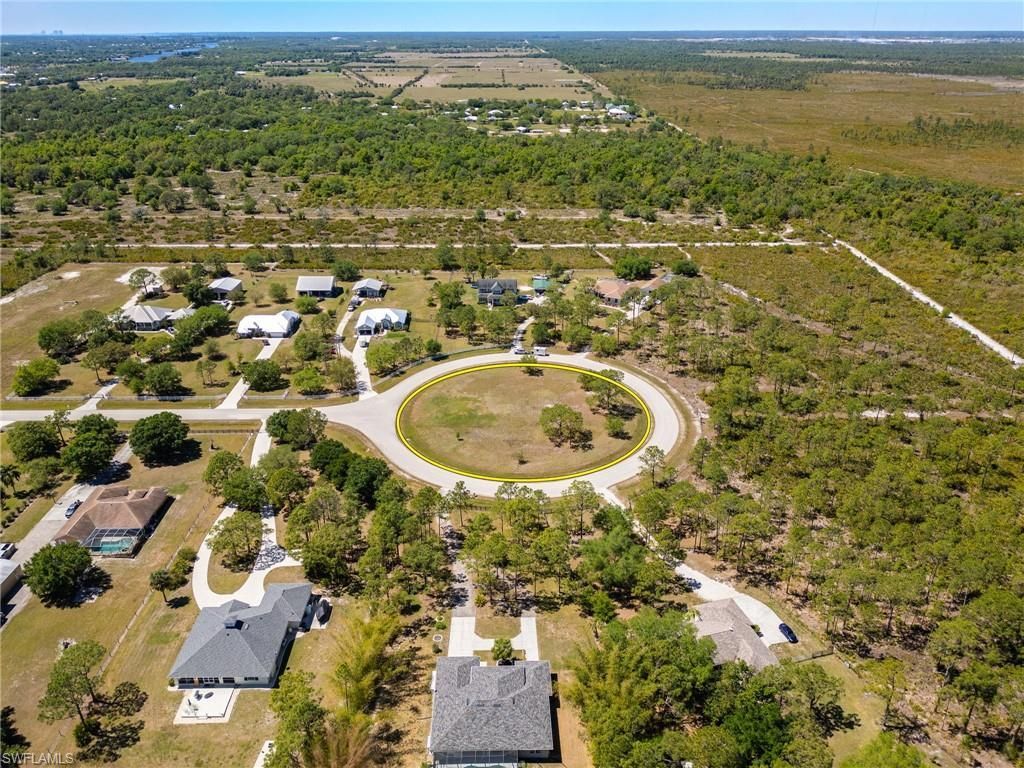 18999 River Estates Ln, Alva, FL 33920 Photo